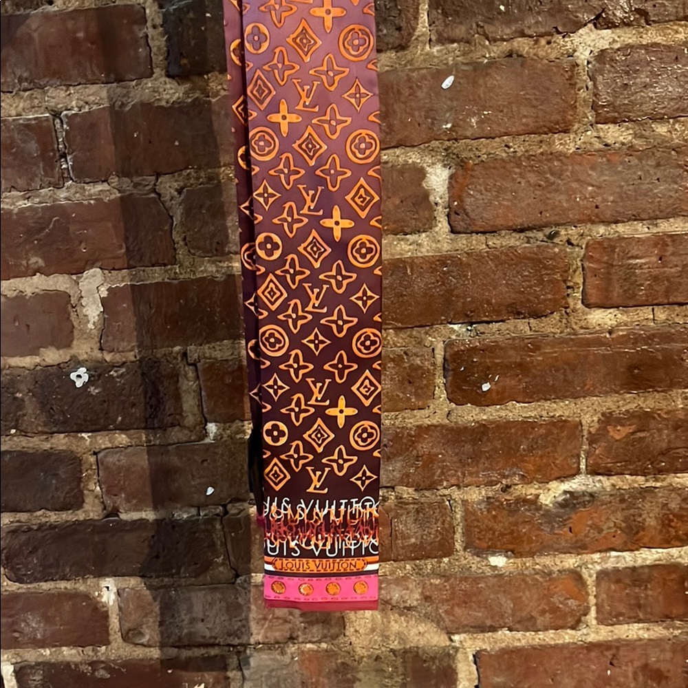 Louis Vuitton Pink and Orange Silk Tie